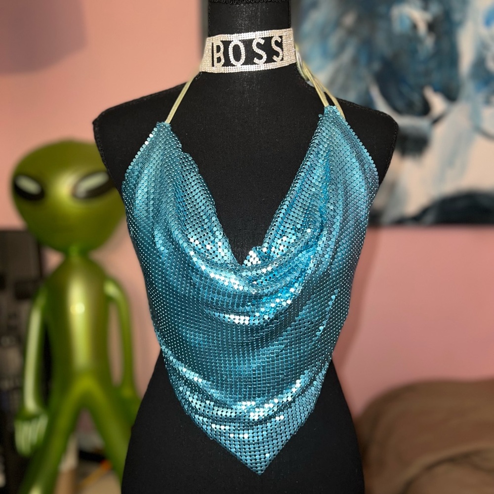 HALTER TOP